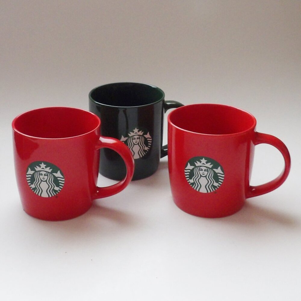Starbucks BUNDLE OF 3 Coffee Mugs 12 oz from 2020 Holiday Red & Green w/ Logo - Picture 2 of 15